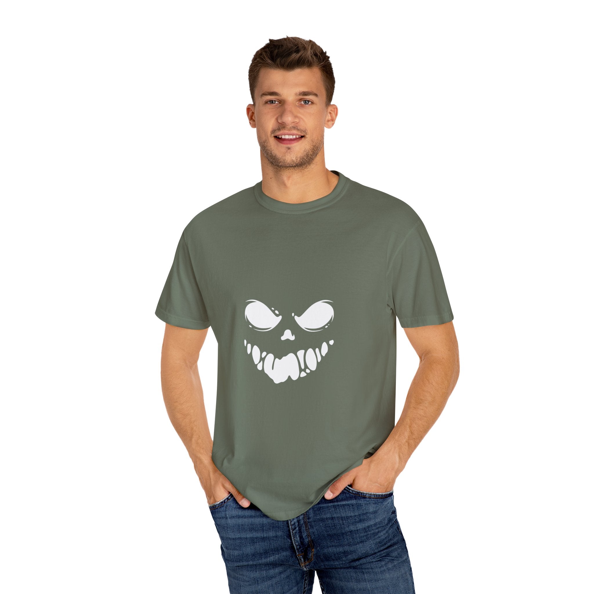 Spooky Horror Graphic Tee, Unisex Halloween T-shirt, Casual Wear, Gift for Halloween, Horror Movie Fans