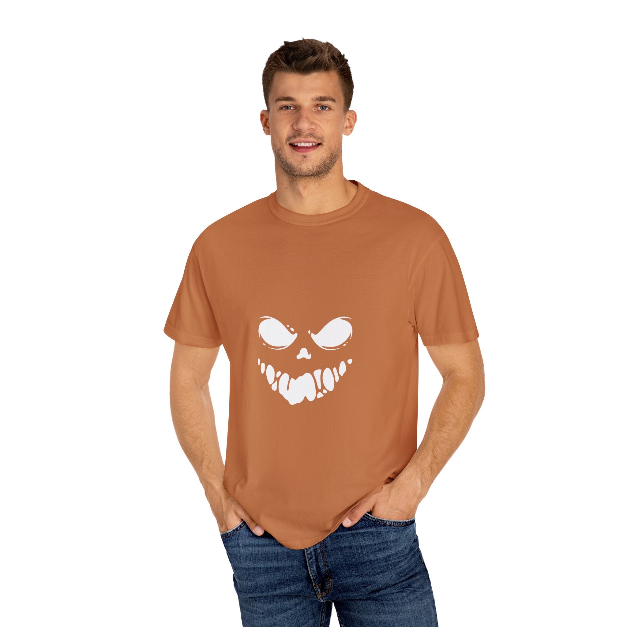 Spooky Horror Graphic Tee, Unisex Halloween T-shirt, Casual Wear, Gift for Halloween, Horror Movie Fans