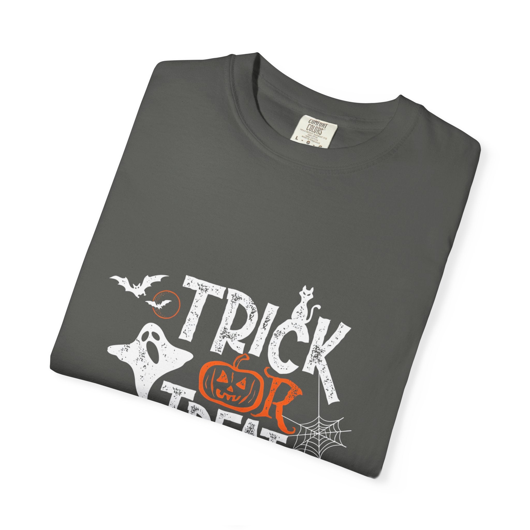 Halloween Trick or Treat T-Shirt, Spooky T-Shirt, Unisex Halloween Apparel, Funny Halloween Gift, October Party Shirt, Casual Halloween Wear