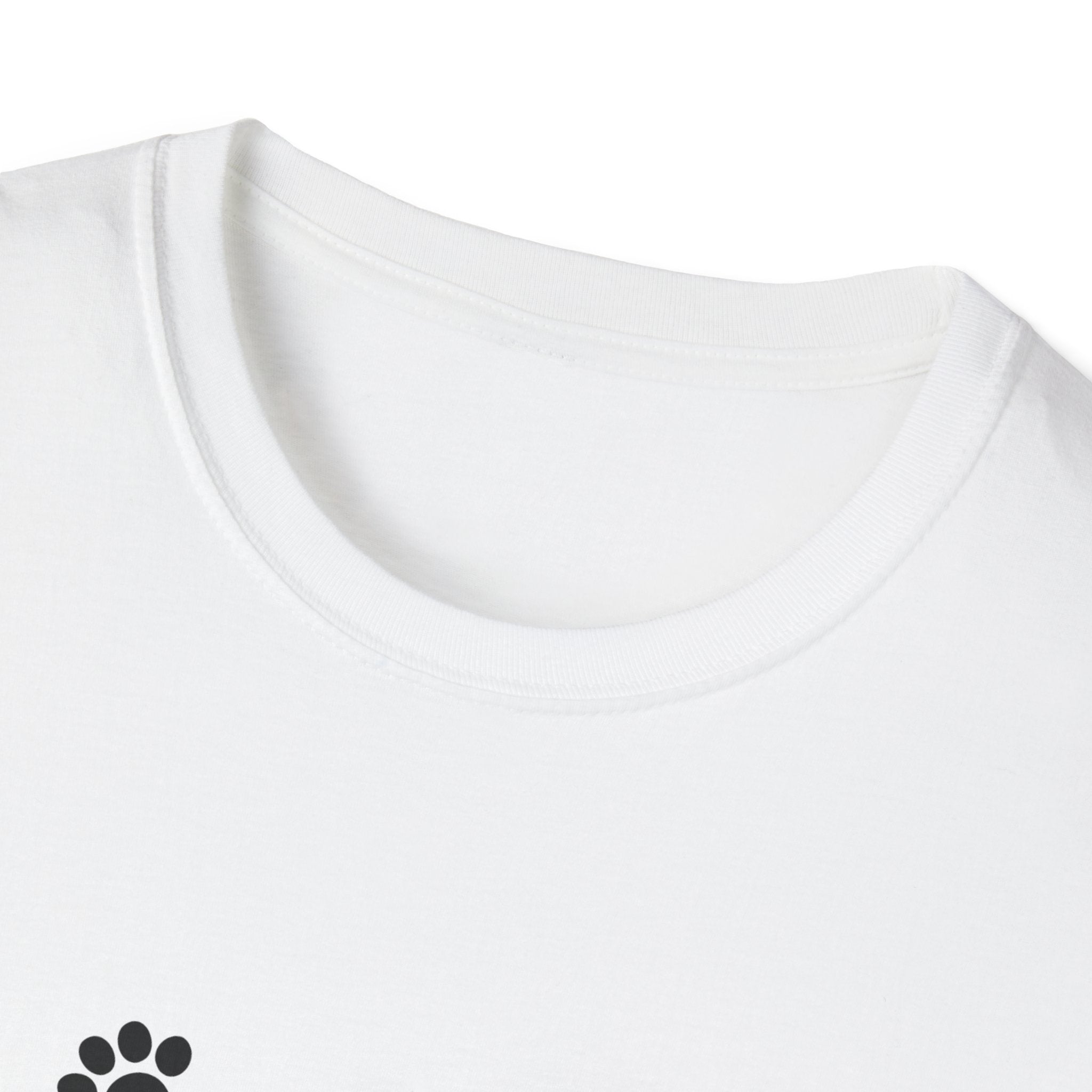 Cute Paw-Print Cat T-Shirt — Smiling Calico Kitten Graphic Tee for Cat Lovers