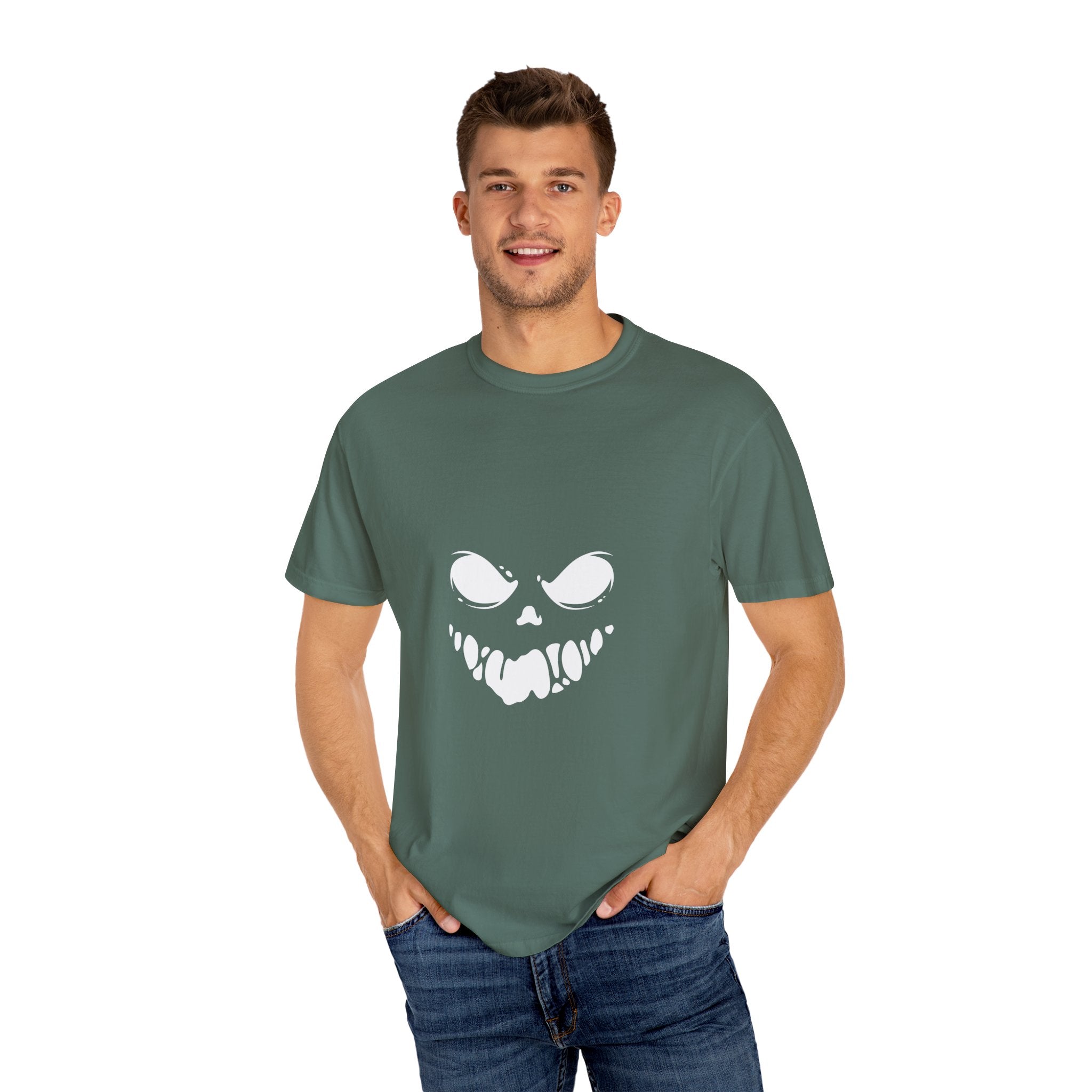 Spooky Horror Graphic Tee, Unisex Halloween T-shirt, Casual Wear, Gift for Halloween, Horror Movie Fans